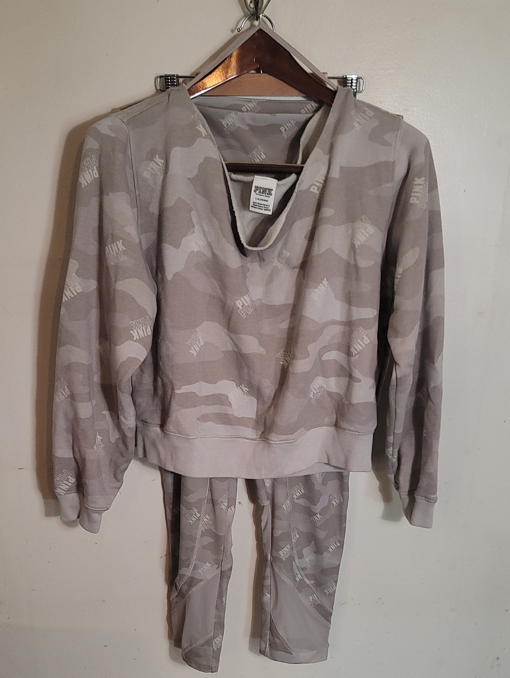 PINK Victoria's Secret Light Beige Camo Seatshirt/Legging Set